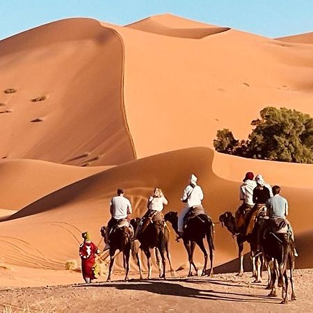 Bed and Breakfast Camel Luxury Camp Мерзуга Екстер'єр фото