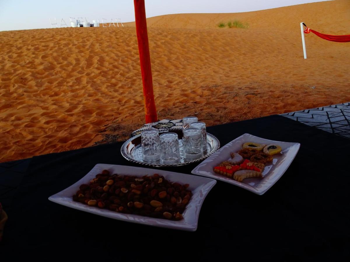 Bed and Breakfast Camel Luxury Camp Мерзуга Екстер'єр фото