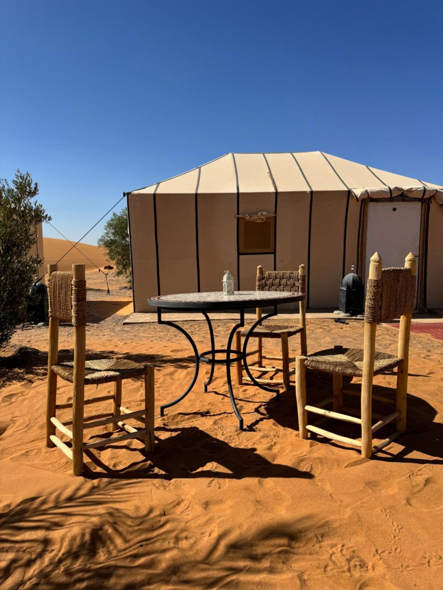 Bed and Breakfast Camel Luxury Camp Мерзуга Екстер'єр фото