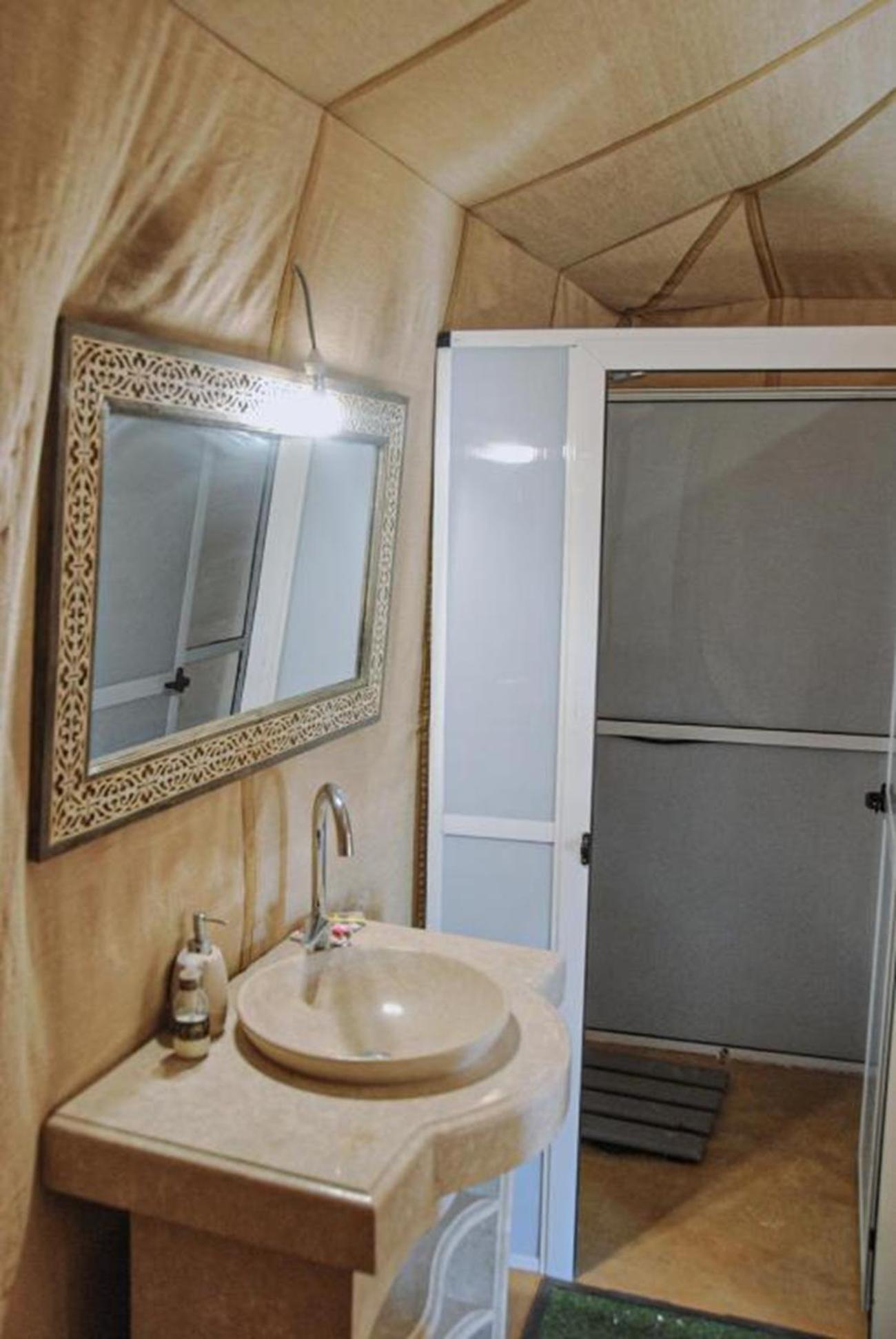 Bed and Breakfast Camel Luxury Camp Мерзуга Екстер'єр фото