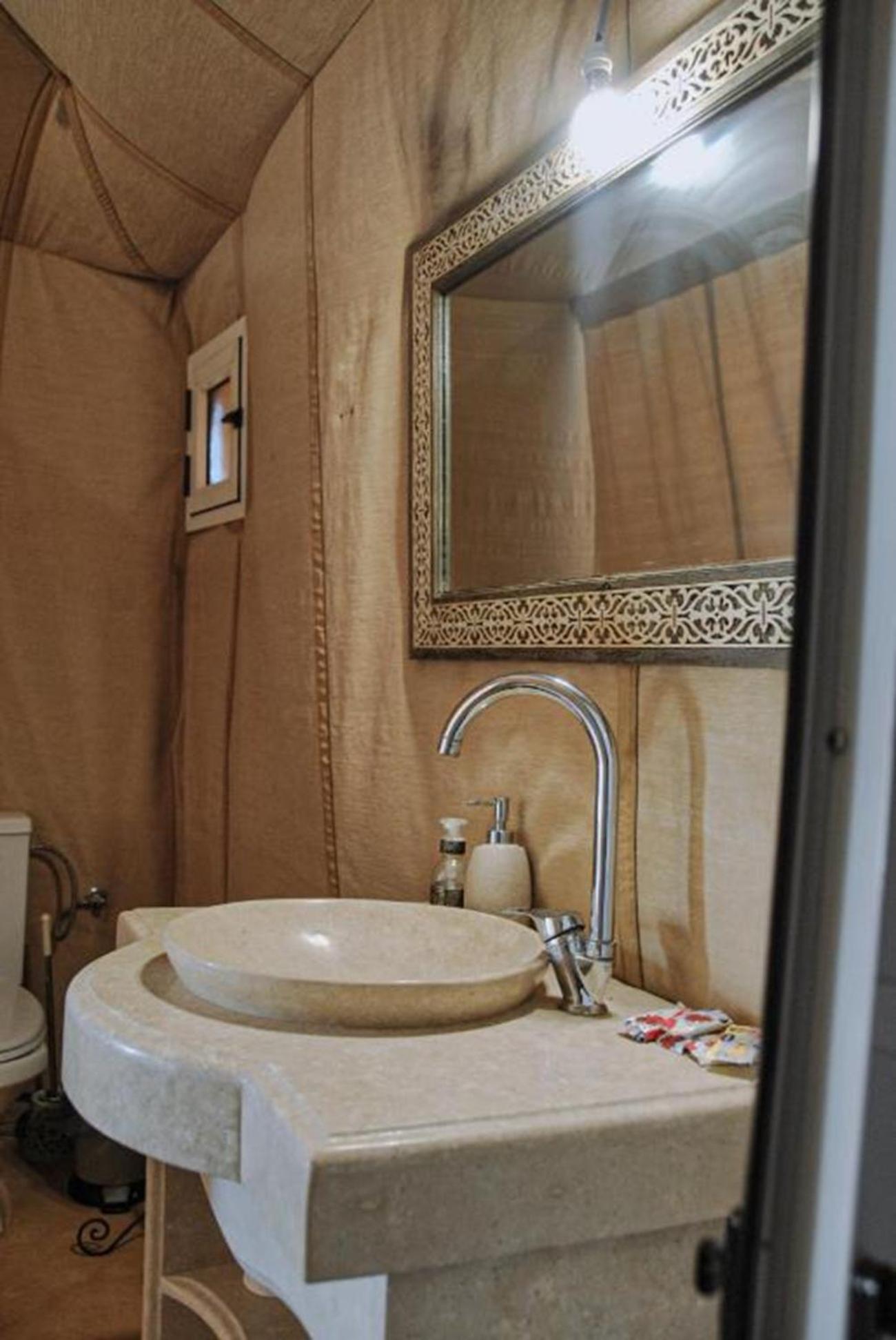 Bed and Breakfast Camel Luxury Camp Мерзуга Екстер'єр фото